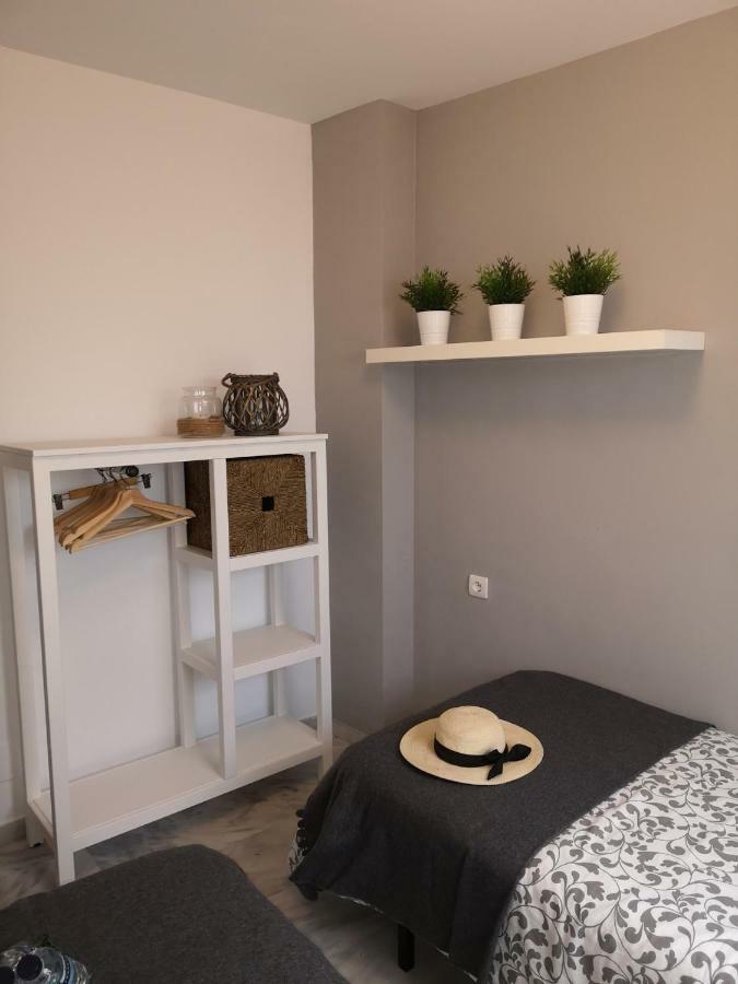 Apartamento Gigantes Málaga Exterior foto